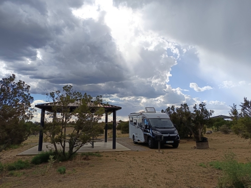 VOYAGE CAMPING CAR USA